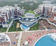 SELECTUM LUXURY RESORT